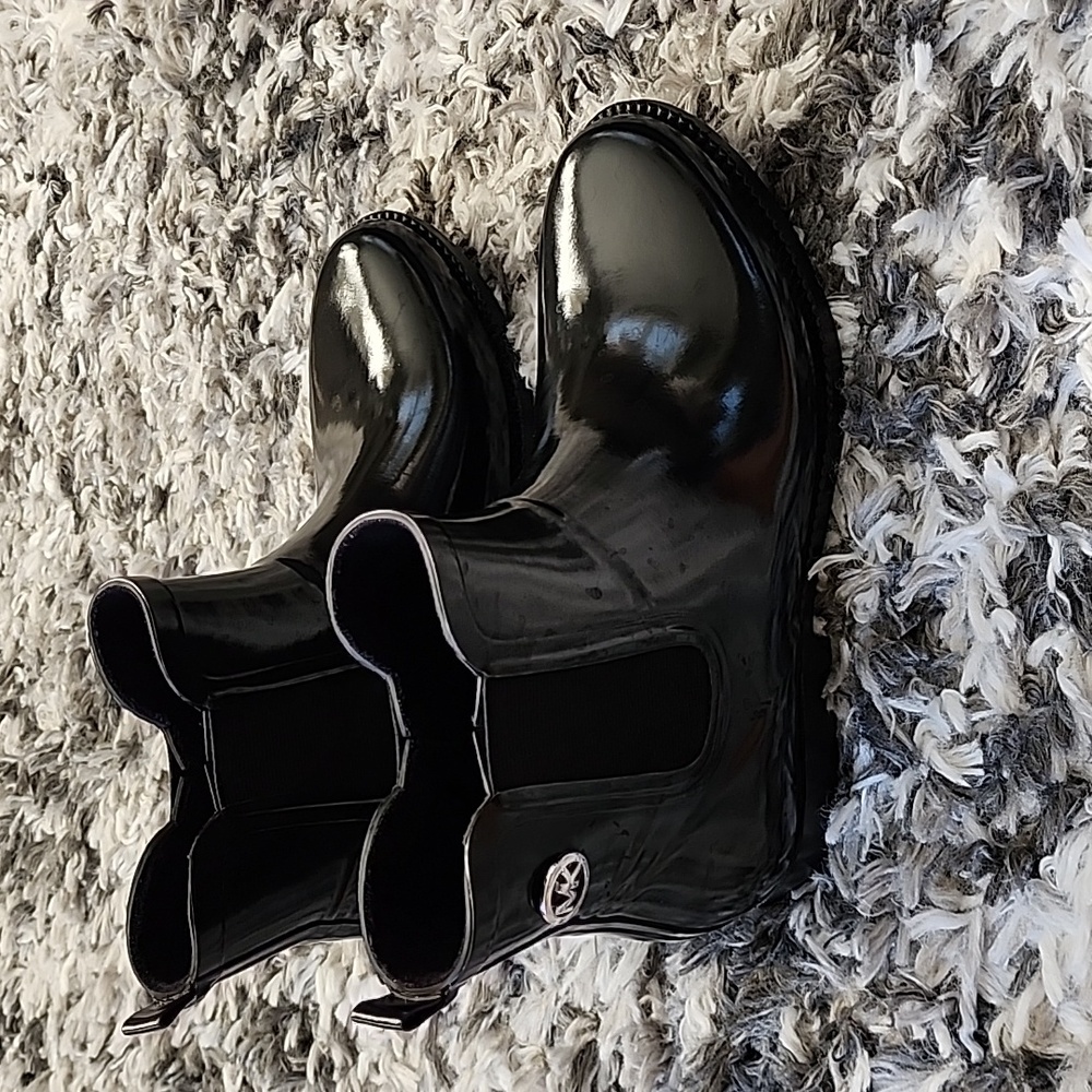 Michael Kors Rain Ankle Boot